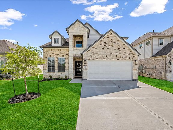 2nd image of 11822 Maple Oak Dr