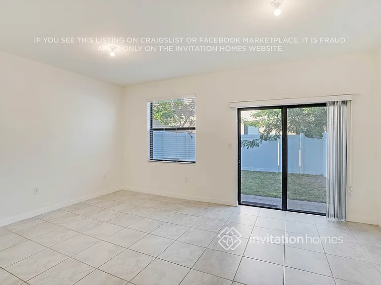 3373 W 105th Ter — Photo 9