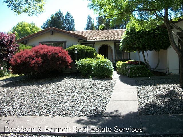 1st image of 1128 Deerfield Dr
