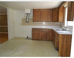 5th image of 5138 Wood St