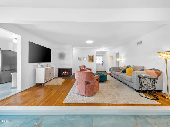 20428 Roscoe Blvd, Winnetka, CA 91306