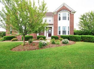 645 Kelley Dr, North Aurora, IL 60542