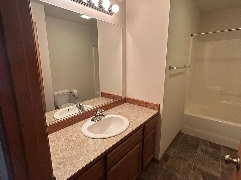 1183 W Kyler Ave #A-D — Photo 8