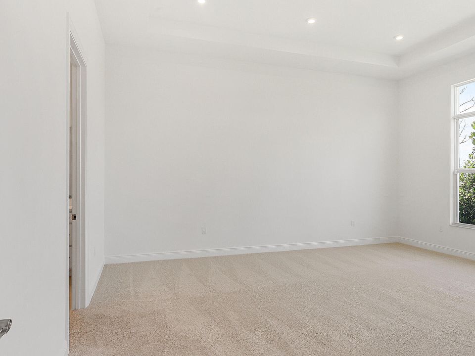 1st image of 2180 SE Mosaic Boulevard