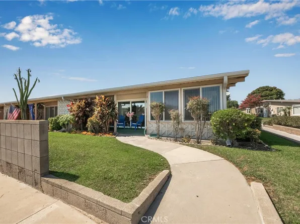 13600 Cedar Crest Ln #M5-111a, Seal Beach, CA 90740