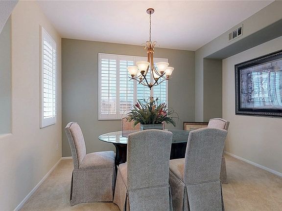 4th image of 34715 Chinaberry Dr