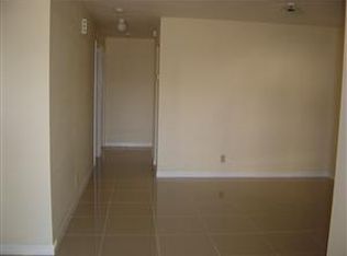 5406 SW 24th St, Hollywood, FL 33023