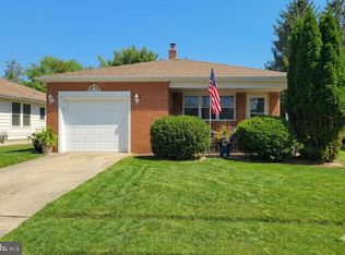 7 Pavilion St, Toms River, NJ