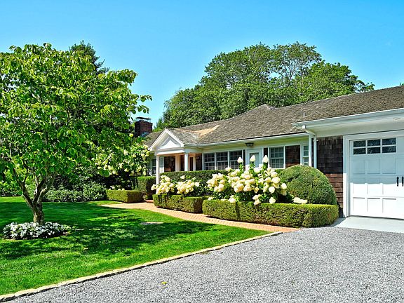 3rd image of 72 Davids Ln