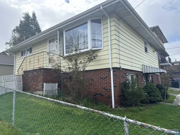 88 Gaston Ave, Garfield, NJ 07026
