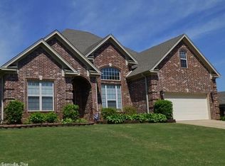 126 Mountain Valley Dr, Maumelle, AR 72113