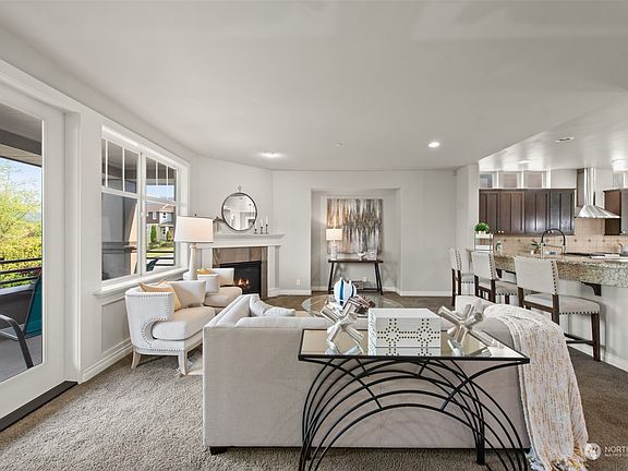 4th image of 711 Lingering Pine Drive NW