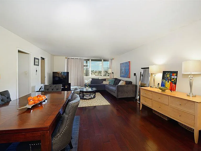 6040 Kennedy Blvd E #8 — Photo 9