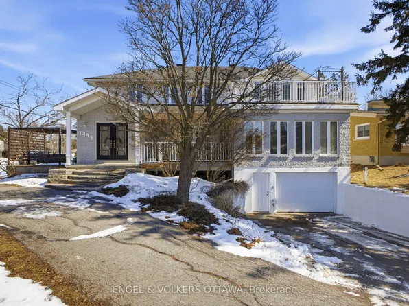1495 Belcourt Blvd, Ottawa, ON K1C 1M3