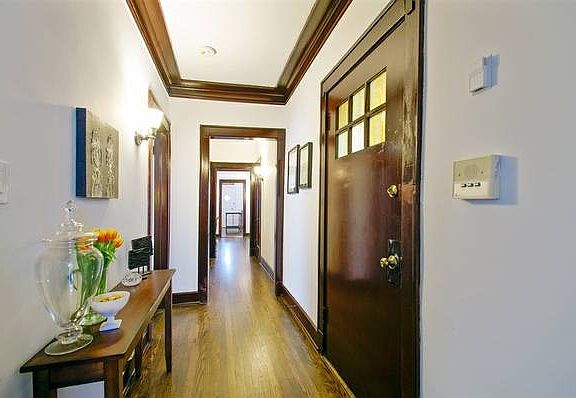 4th image of 4442 N Magnolia Ave #1S