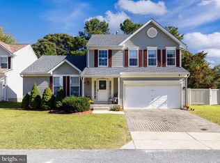 1205 Topsail Ct, Pasadena, MD 21122