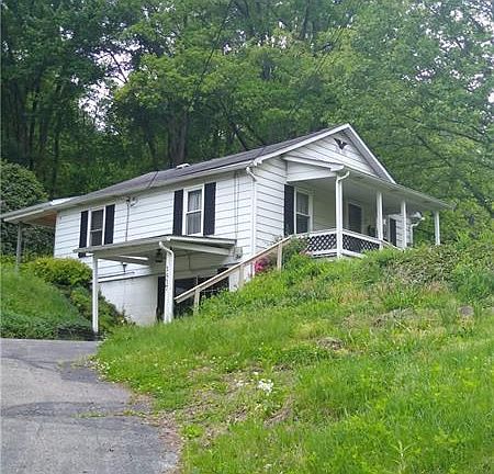 3rd image of 1517 Grant Avenue Ext