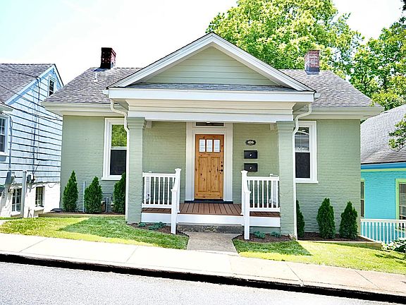 2nd image of 406 Hedge St #B