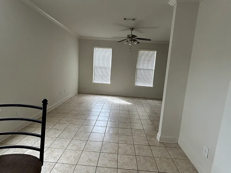 10600 Lakes Blvd — Photo 10