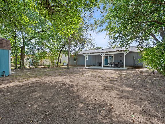 5th image of 2504 Dove Springs Dr