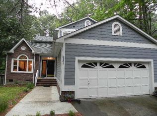 2201 Pathway Dr, Chapel Hill, NC 27516