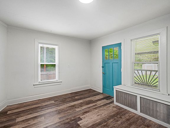 4th image of 231 Coal Valley Rd