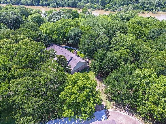4th image of 8519 Kingsley Cir
