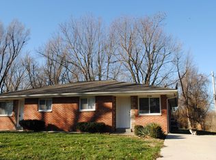 313 N Ruby Ln #B, Fairview Heights, IL 62208