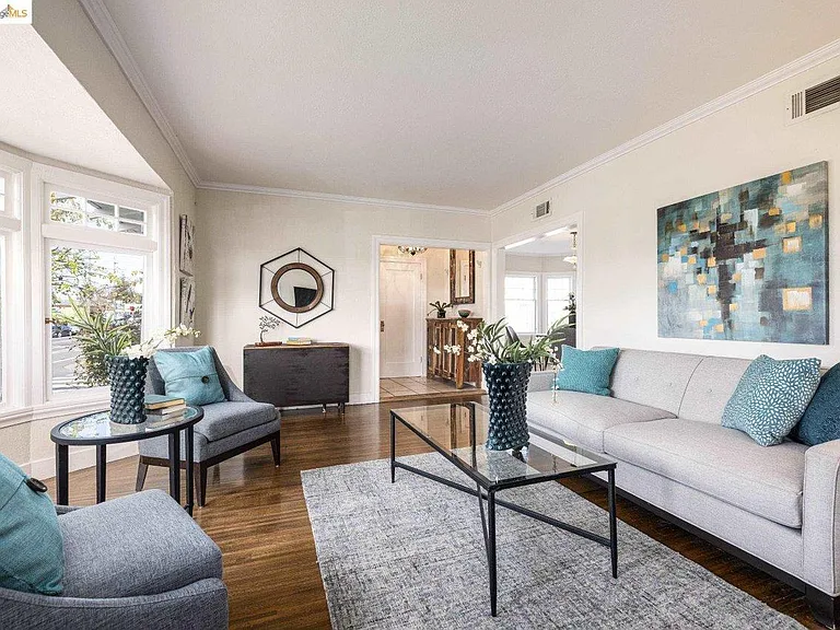 4326 Market St — Photo 4