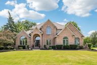 Lakeview Glen Dr-0406-001.jpg