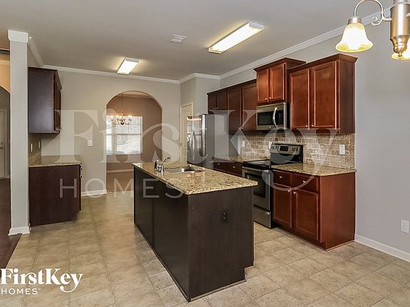 4th image of 111 Westridge Cir