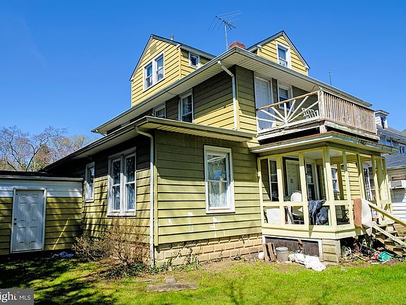 4th image of this home