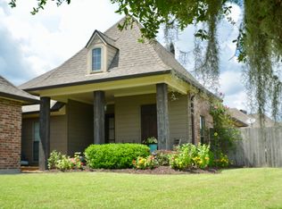 109 Bald Eagle Dr, Lafayette, LA 70508