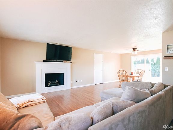 5th image of 4301 Meadow Dr