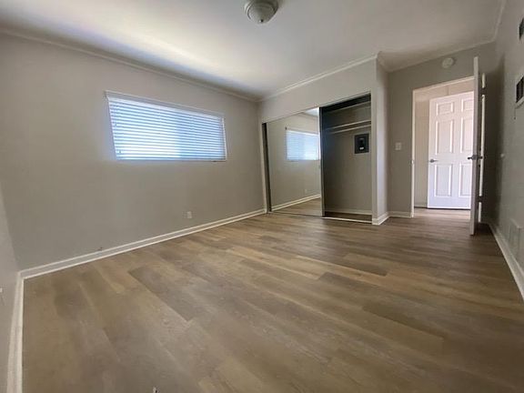 3rd image of 206 W Yanonali St APT 6