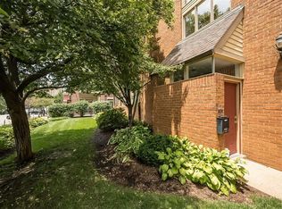 101 W Pine Pl #8, Saint Louis, MO 63108