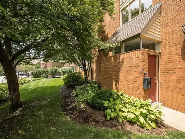 101 W Pine Pl #8, Saint Louis, MO 63108