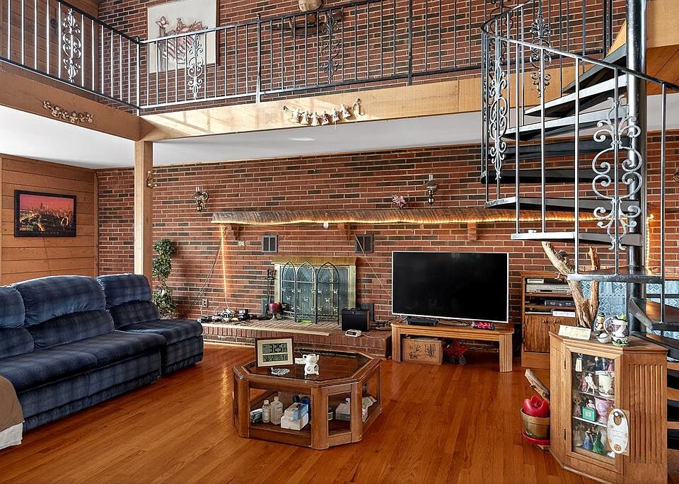 1st image of 313-313 Big Rock Rd