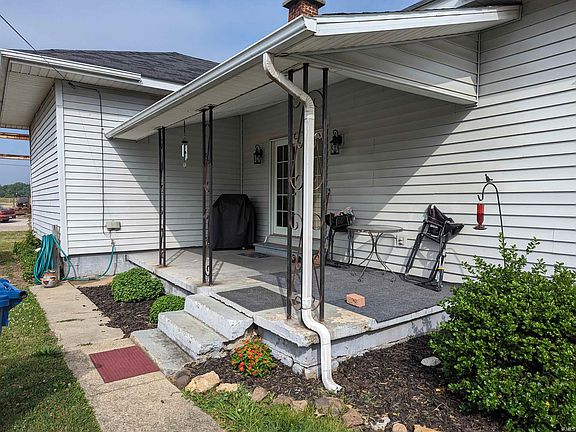 3rd image of 431 W Eberwine Ave