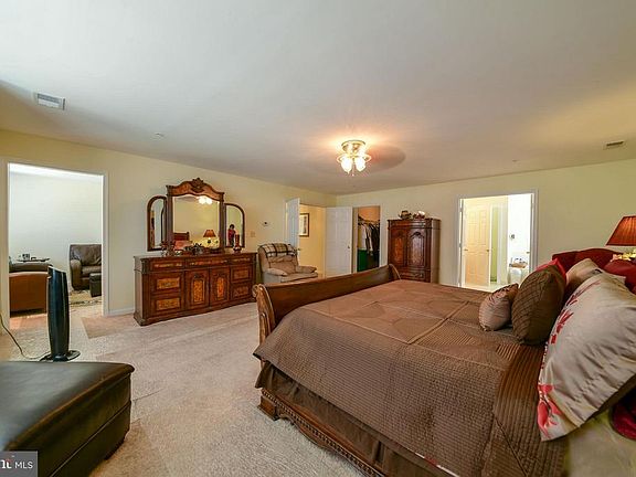 4th image of 1713 Mallard Ct