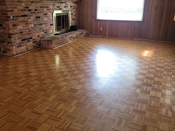 2nd image of 1520 Alanton Dr