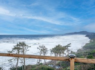 552 NW 56th St, Newport, OR 97365