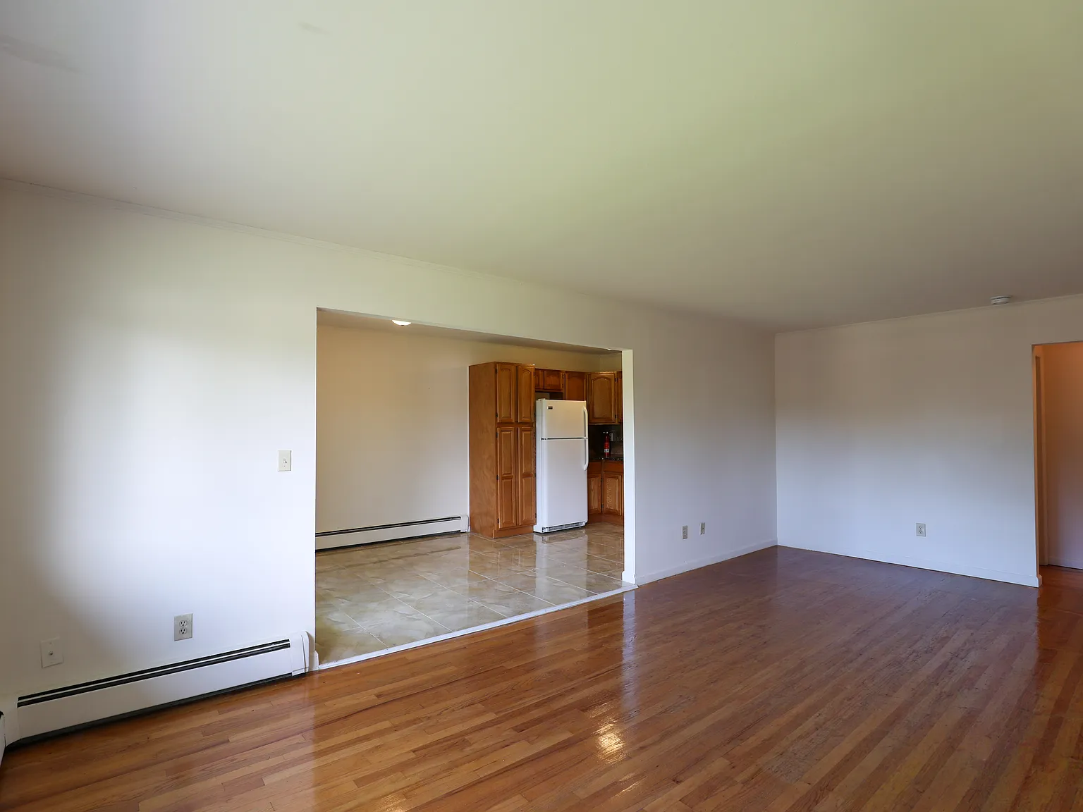 1 bed, 700 sqft, $1,650 — Photo 2