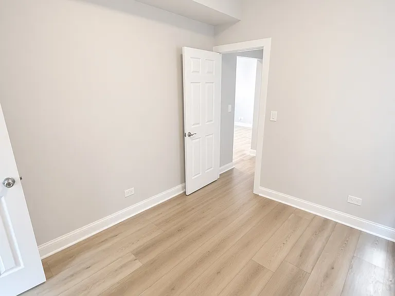 4152 N California Ave #1 — Photo 25