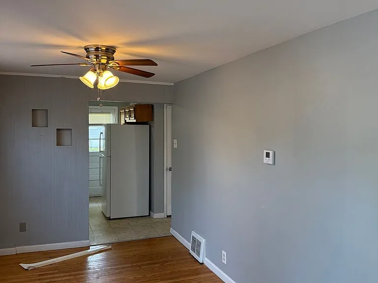 2928 Ashby Rd — Photo 1