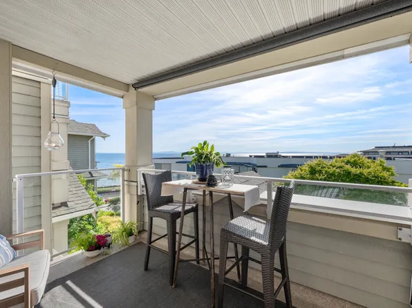 15621 Marine Dr #311, White Rock, BC V4B 1E1