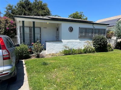 2909 8th Ave, Los Angeles, CA, 90018