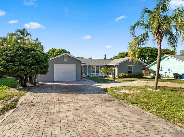 4805 SE Manatee Terrace, Stuart, FL 34997