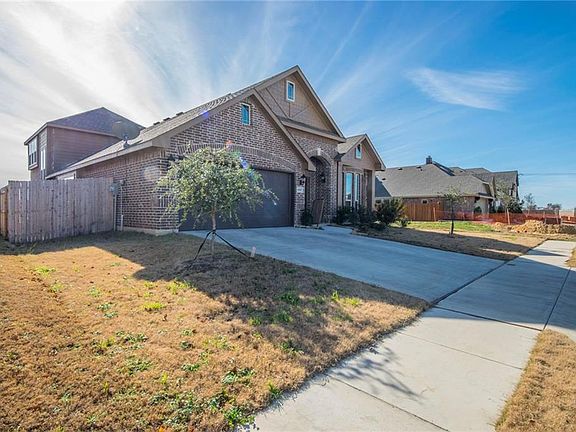 2nd image of 4349 Sweet Clover Ln