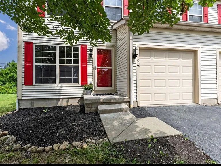 279 Richards Cir #279 — Photo 1